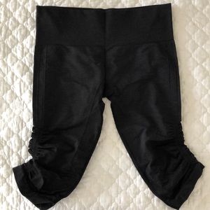Lululemon cropped pant